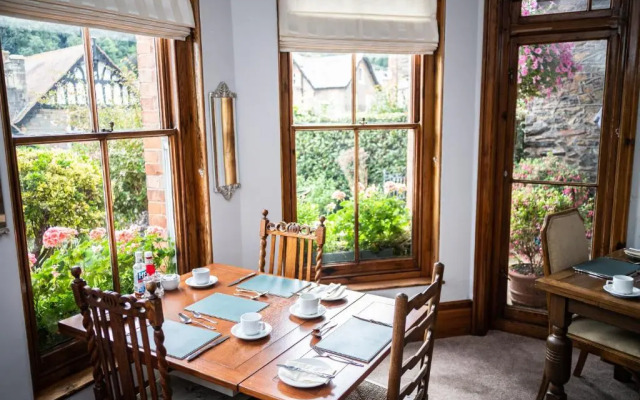 Southcliffe Bed & Breakfast