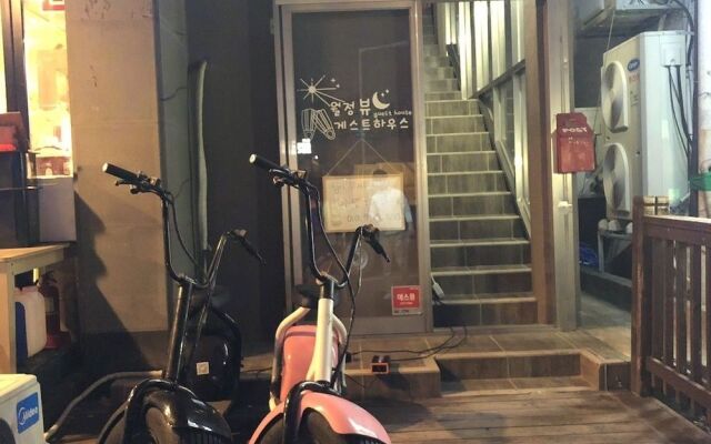 Woljeong view Guesthouse - Hostel