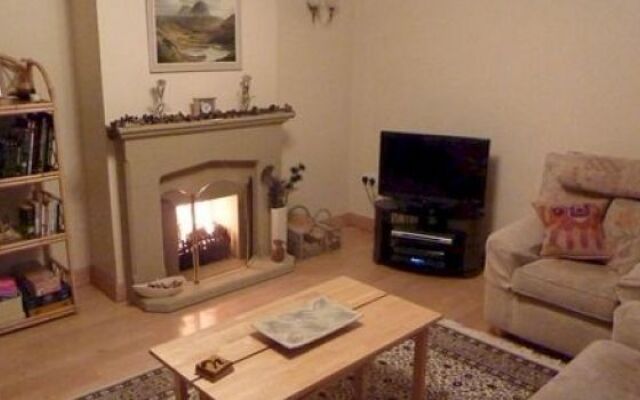 Longcroft View
