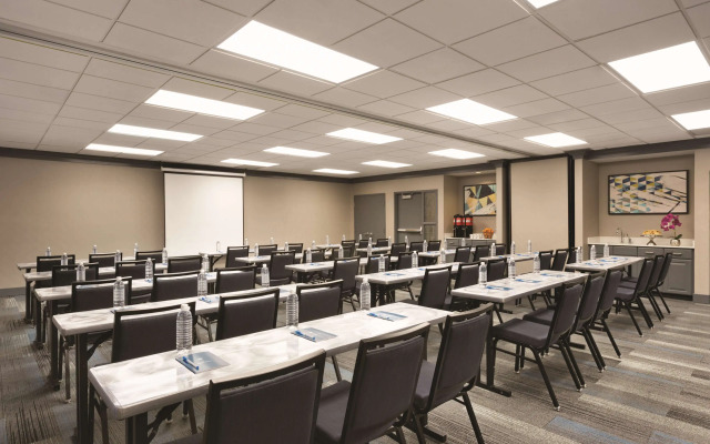 HYATT house Miami Airport