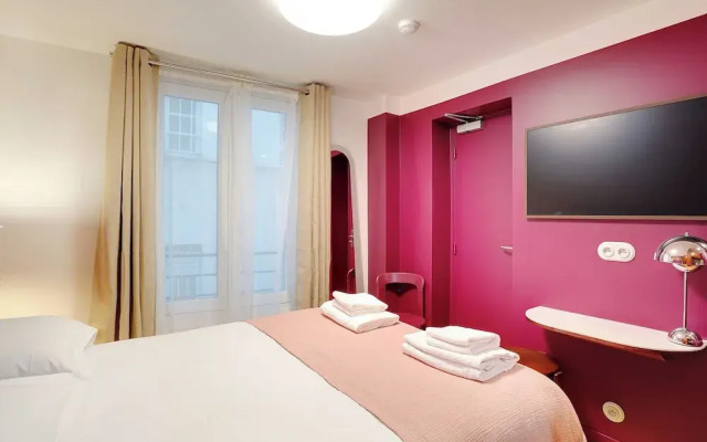 Intimate Studio - 2P - Republique