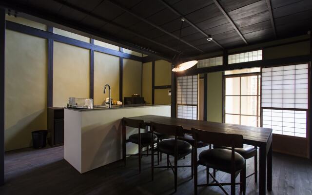 HOUSE THE TERMINAL Karasuma-Shimei 1