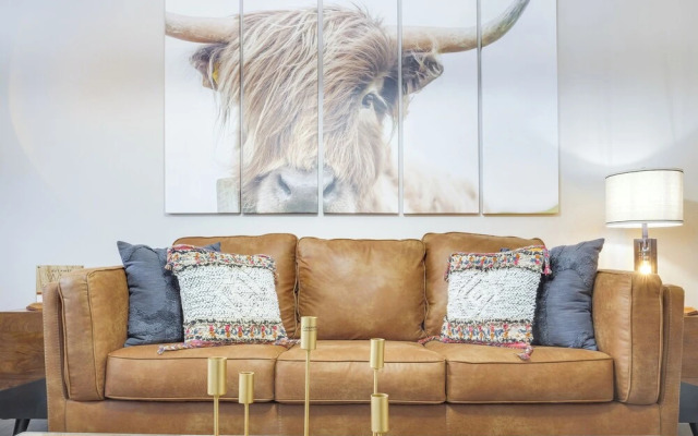 Modern Townhome: Walk to Tennessee Tech University