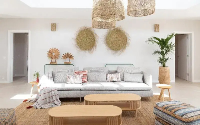 Ereza White Homes