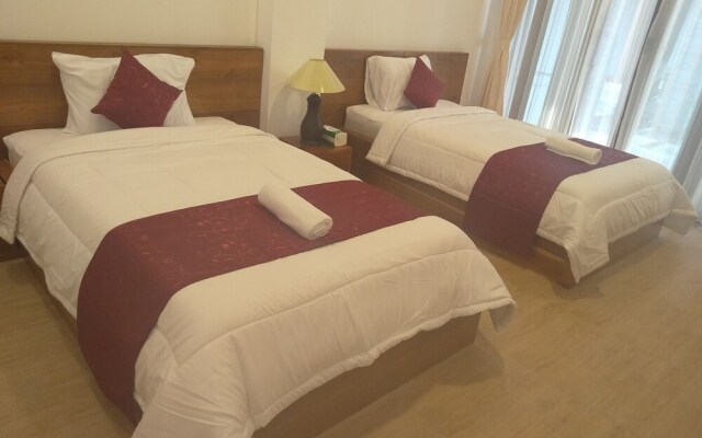 Ayu Laba Beach Villa and Resto