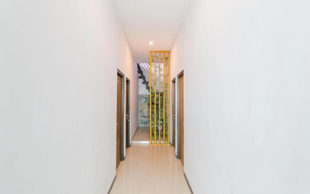 RedDoorz @ Manukan Surabaya