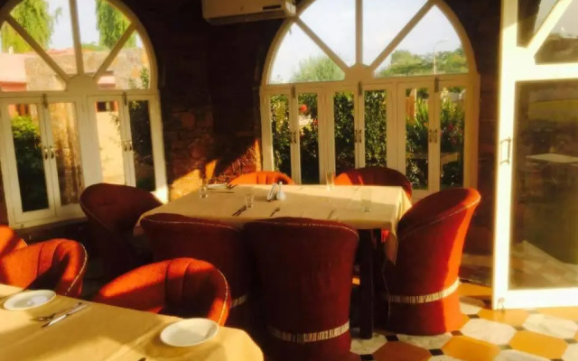 Bonjour Paradise Resort