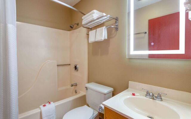 Motel 6 Litchfield, IL