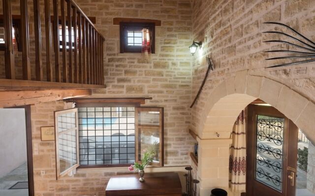 Asterion Villa by LeaderStay