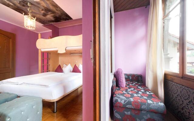 Villa Fantasia Budget Boutique Hotel