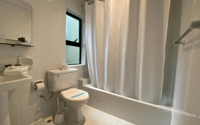 Sliema Marina Hotel