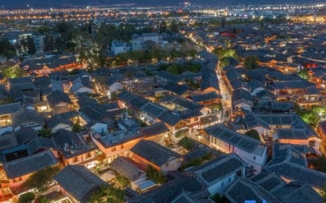 Lijiang Best Li Hotel