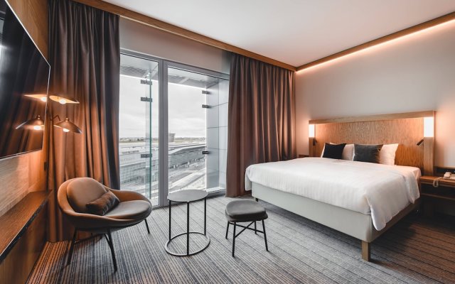 Courtyard by Marriott Warsaw Airport