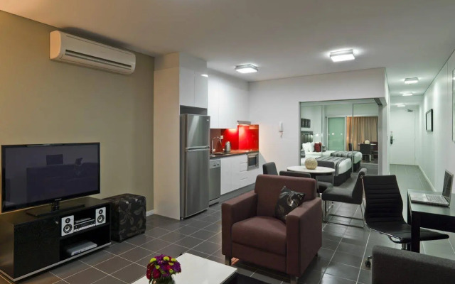 Meriton Suites Adelaide Street, Brisbane