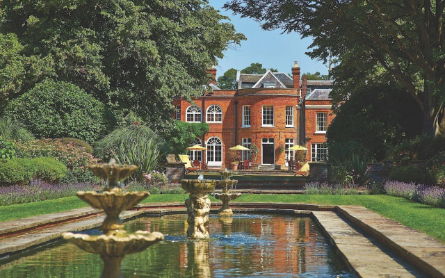 Fanhams Hall