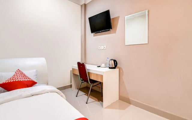 OYO 90857 Baaraka Syariah Hotel