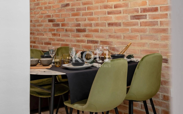 GlamUrban Flat Koti Rentals