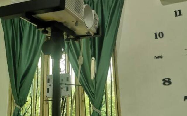 3R3B with Pool in Kota Bharu near Datu River