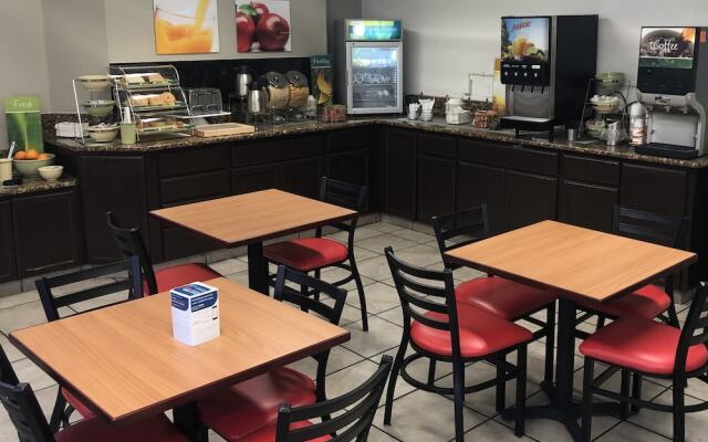 Quality Inn & Suites Meridian - West Boise