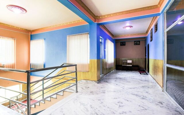 Oyo 401 New Star Hotel And Restaurant