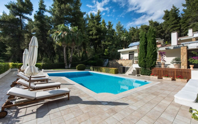 Dream Villa with pool by JJ Hospitality