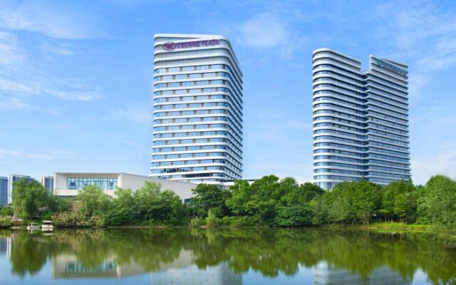 Crowne Plaza Wuhan Optics Valley, an IHG Hotel