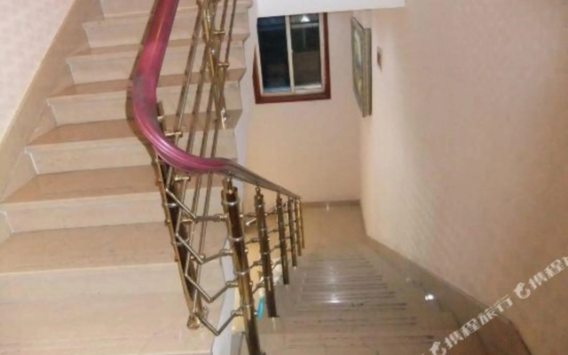 Yintian Business Hotel