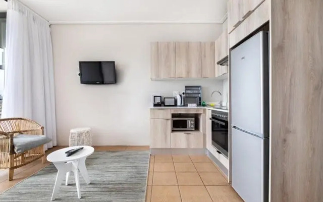 Durban Point Waterfront, 805 Quayside 40 Canalquay Rd