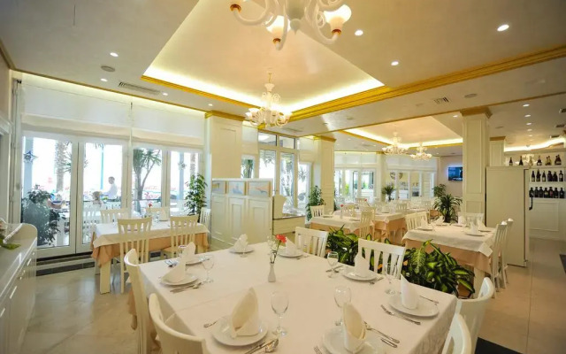 Hotel Iliria Internacional