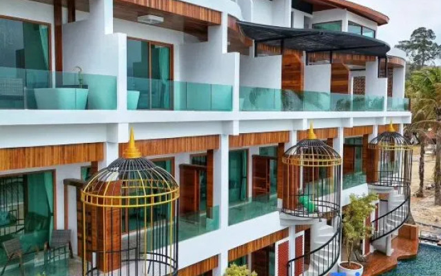 Hotel Villa AoKhanom Beachfront