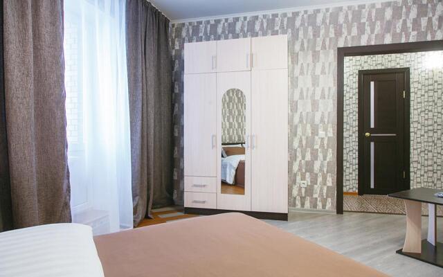 Пять Звёзд в микрорайоне Дружба 4/1