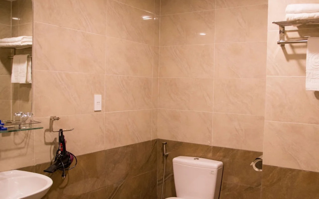 C'Lavie Hotel - Saigon Airport Hotel