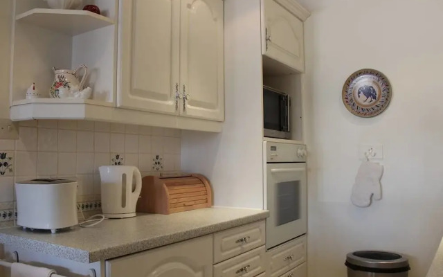 Flat 11 Cossack Lane House