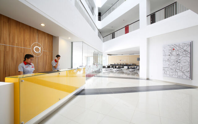 Amaris Hotel Karawang