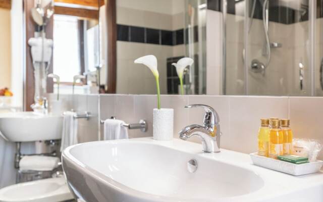 Saint George's House