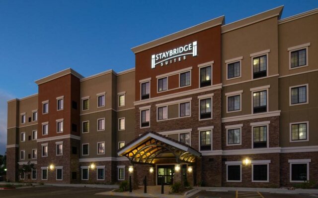 Staybridge Suites Phoenix - Biltmore Area by IHG