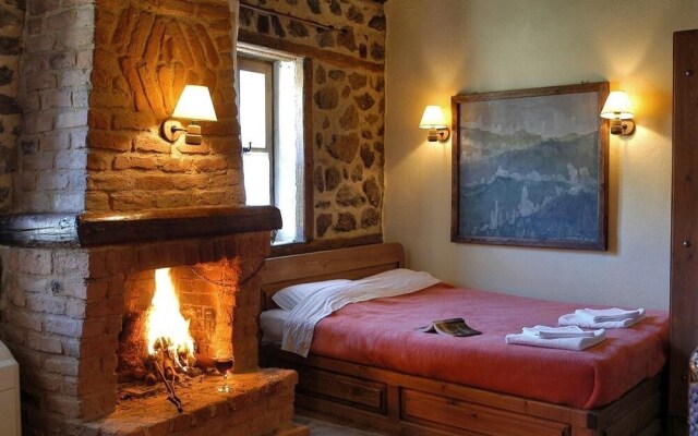 Agios Germanos Traditional Hotel