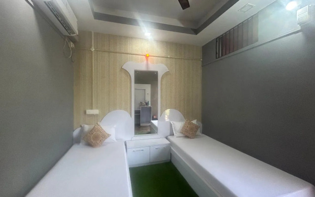 Mairas Resort