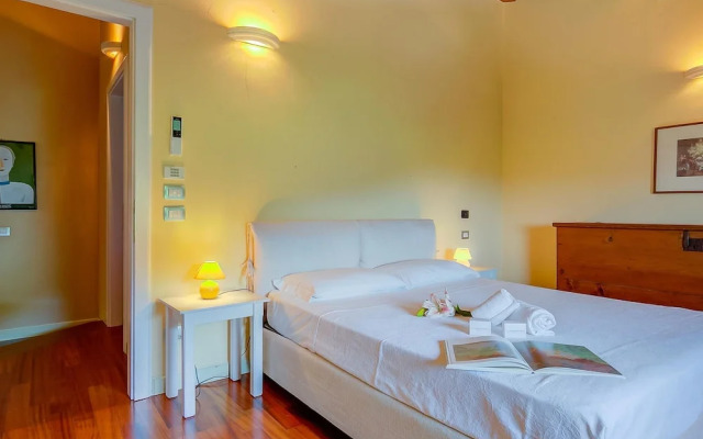 Villa Faccioli Magnolia With Shared Pool