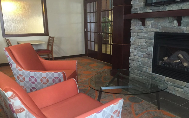 Comfort Inn & Suites