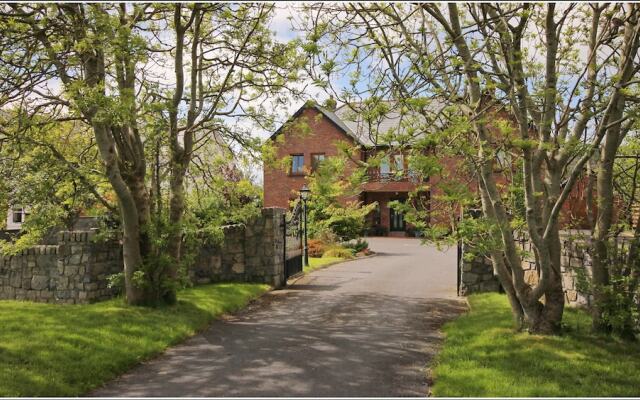 Oranhill Lodge B&B