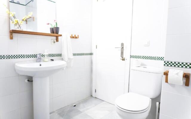 Archeros Suite by Valcambre