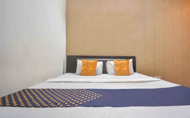 SPOT ON 36686 Hotel Om Shanti Palace