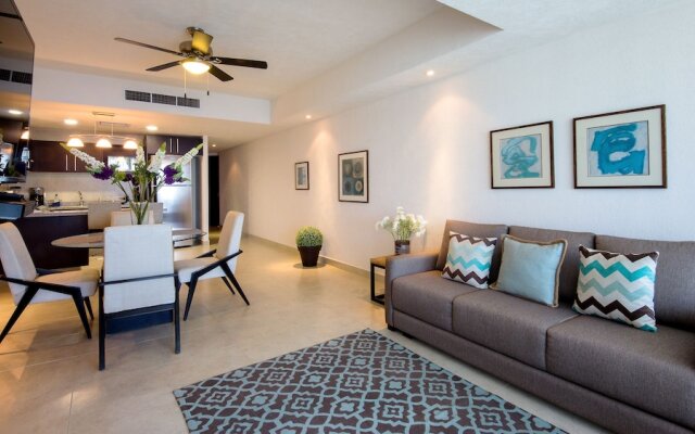 Stunning Upgraded Condo All Oceanfront