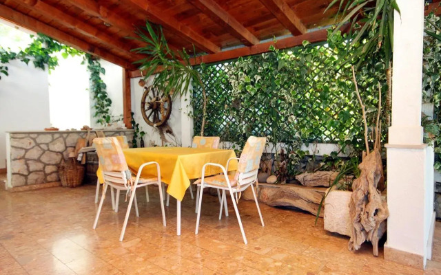 Triple Room Vrboska 540e