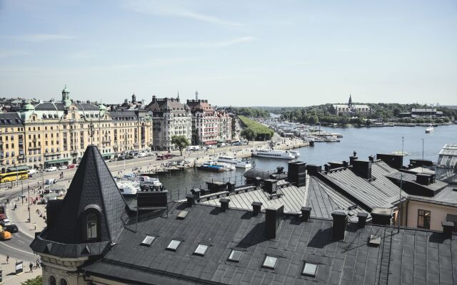 Bank Hotel, a member of Small Luxury Hotels of The World