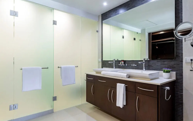 Z Casa Girasol 2 Bedroom Condo by Redawning