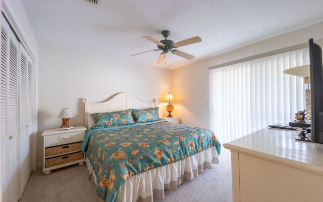 Sun Kissed Beachside Condo With Pool