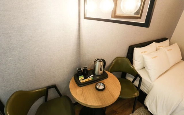 Yeongdeungpo New Silla