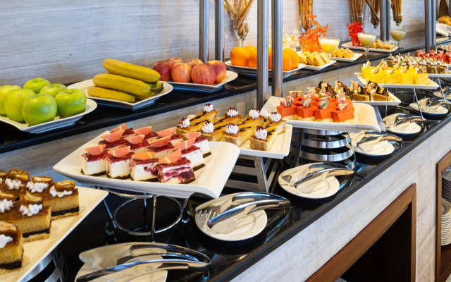 Blue Diamond Hotel